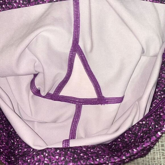 Lululemon galaxy workout capris size 8 - Picture 8 of 8